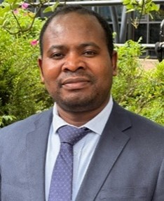 Photo of prize winner Joseph Ogar.