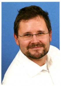Professor Matthias Epple
